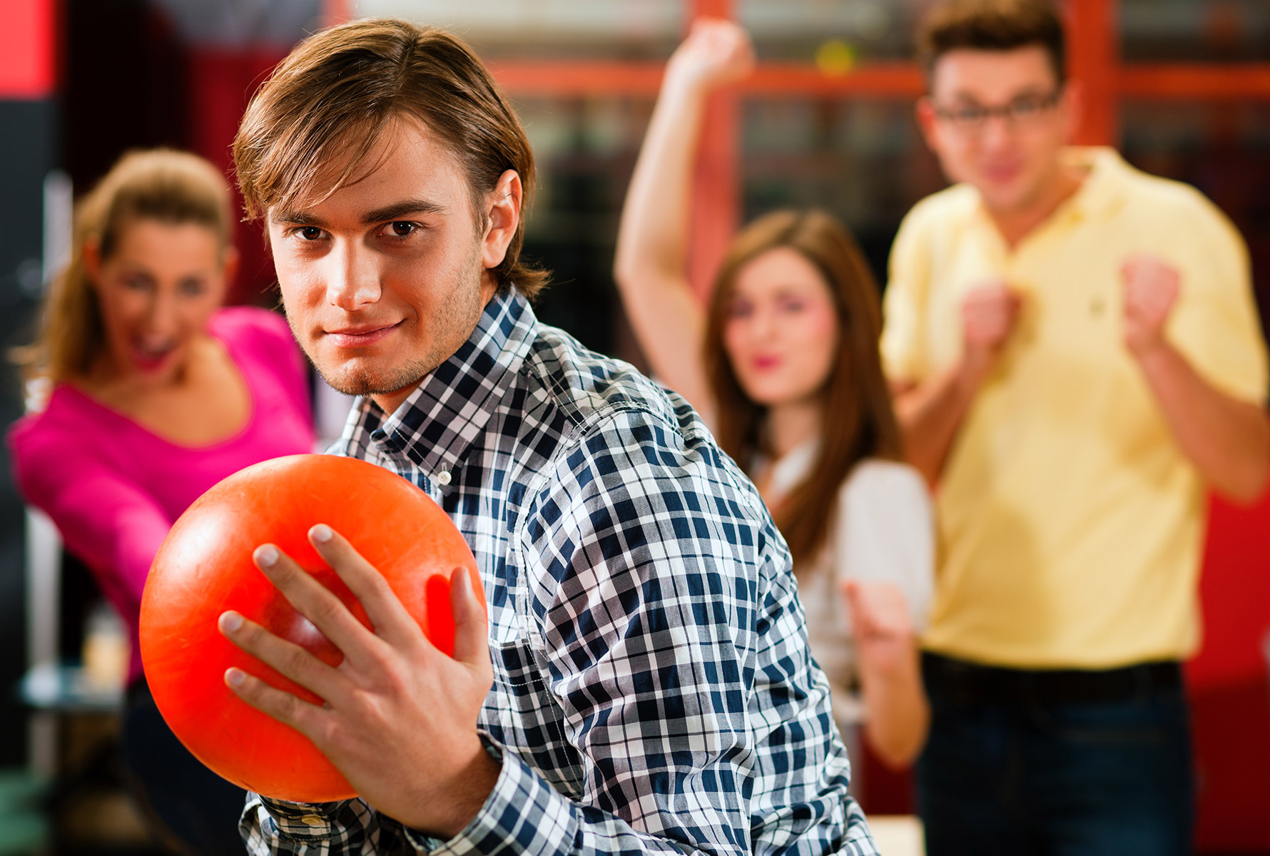 ボウリング】リーグ戦とは？参加方法や◯◯な注意点をご紹介！ - スポスルマガジン｜様々なスポーツ情報を配信