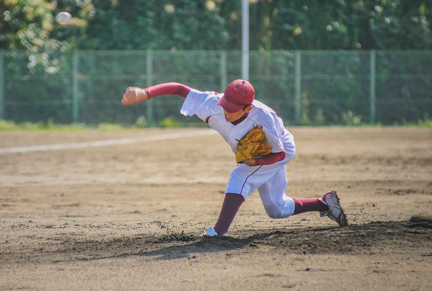 シンカー】投げ方と握り方を徹底調査！特徴や使う場面も解説